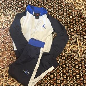 Jordan 3T track suit